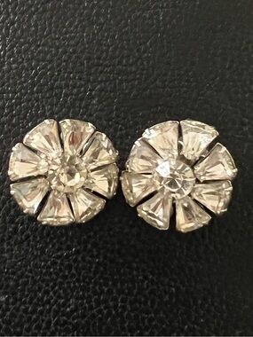 Vintage Clear Crystal Silver Floral Clip-On Earrings